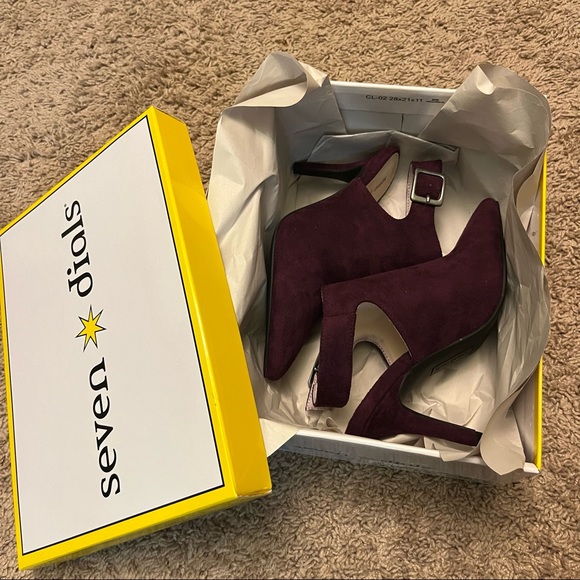 NIB Purple Suede Booties - Picture 7 of 7